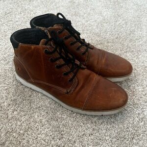 Men's Brown Leather Chukka Boots